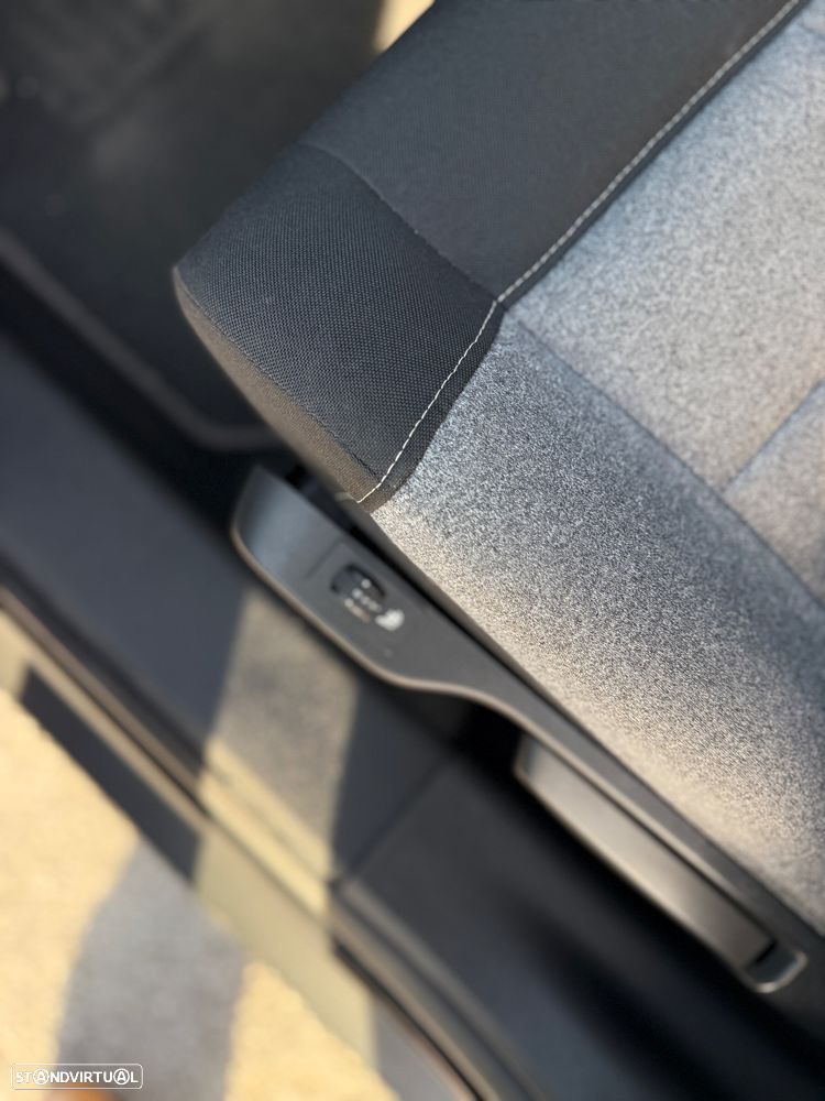 Citroën C4 Cactus PureTech 110 Stop&Start C-SERIES - 23