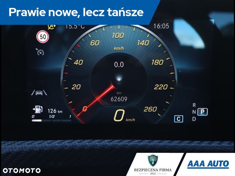 Mercedes-Benz CLA - 12