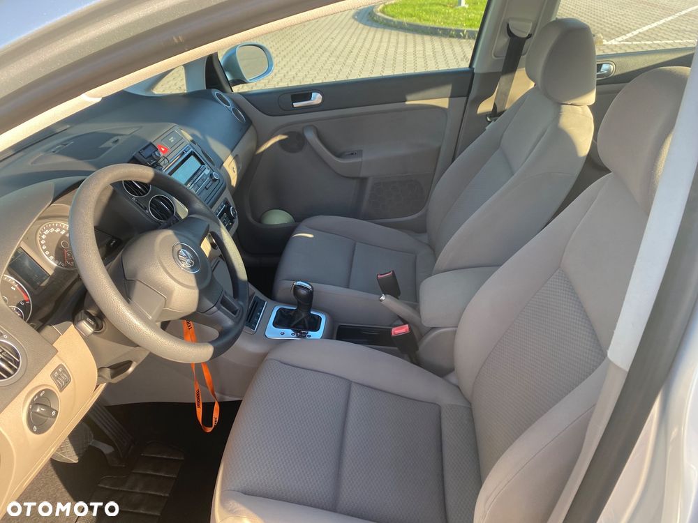 Volkswagen Golf Plus 1.6 TDI DPF BlueMotion Technology DSG Comfortline - 5
