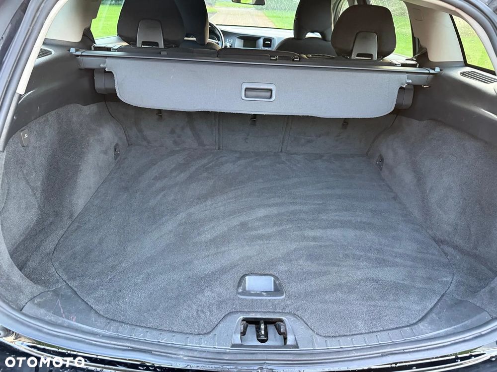 Volvo V60 ver-d2-kinetic - 8