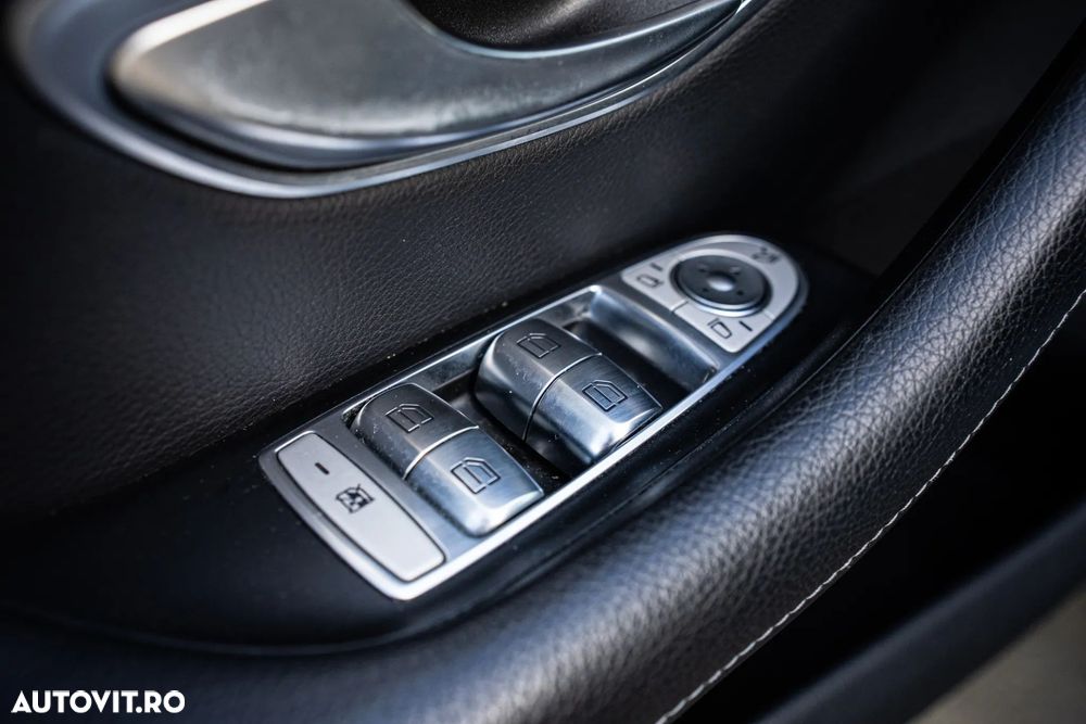 Mercedes-Benz CLS 350 d 4MATIC 9G-TRONIC - 16