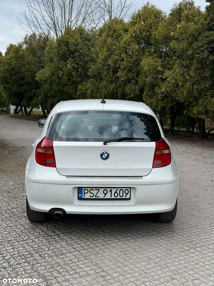 BMW Seria 1 116d - 6