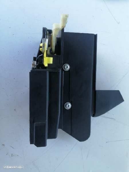 FECHADURA PORTA FRONTAL ESQUERDA DACIA SANDERO II 2019 - - 3