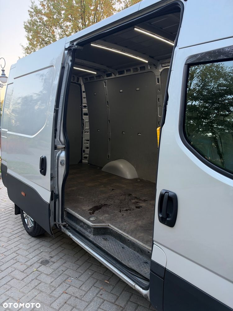 Iveco Daily - 22