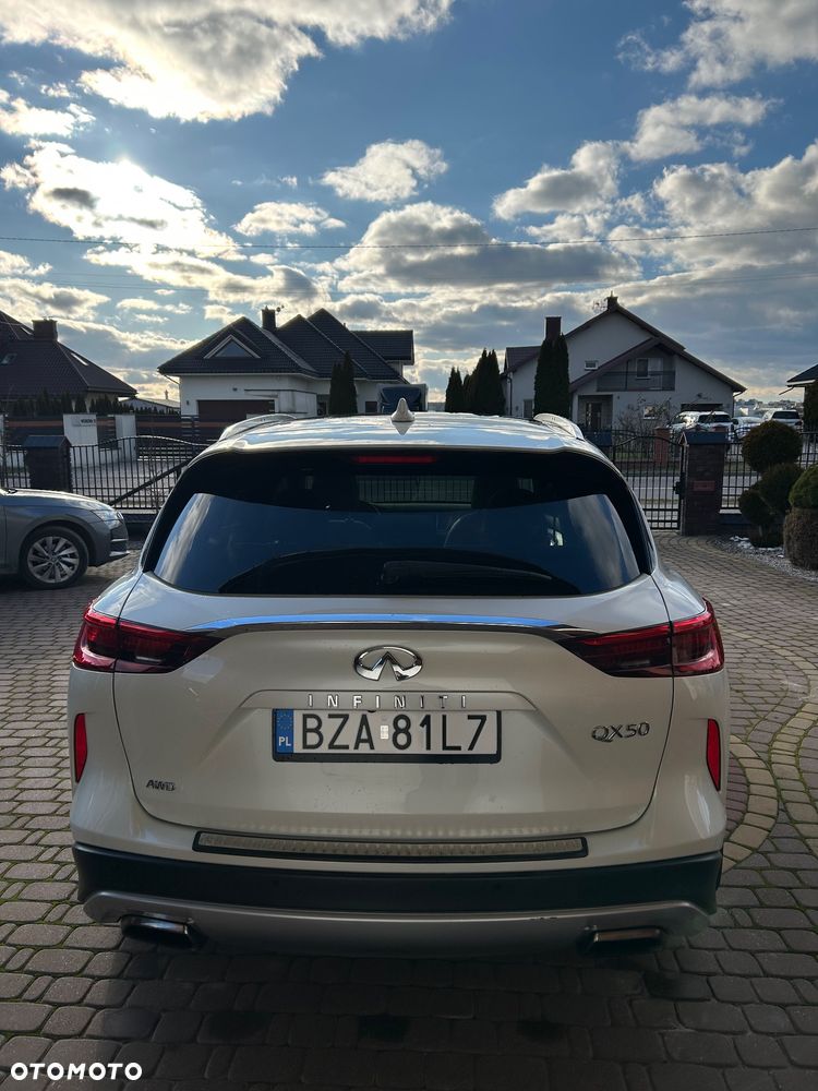 Infiniti QX30 2.0t DCT AWD Premium - 4