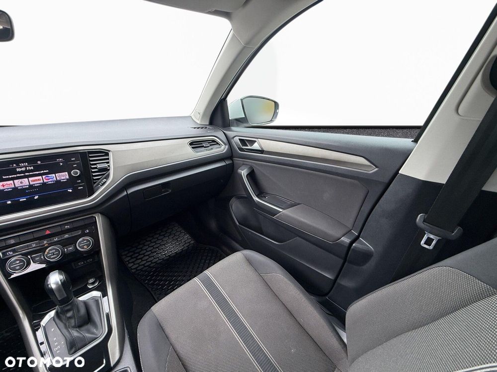 Volkswagen T-Roc - 26