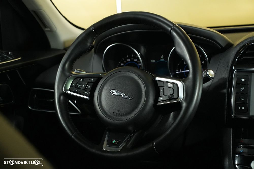 Jaguar F-Pace 2.0 i4D R-Sport AWD Aut. - 23