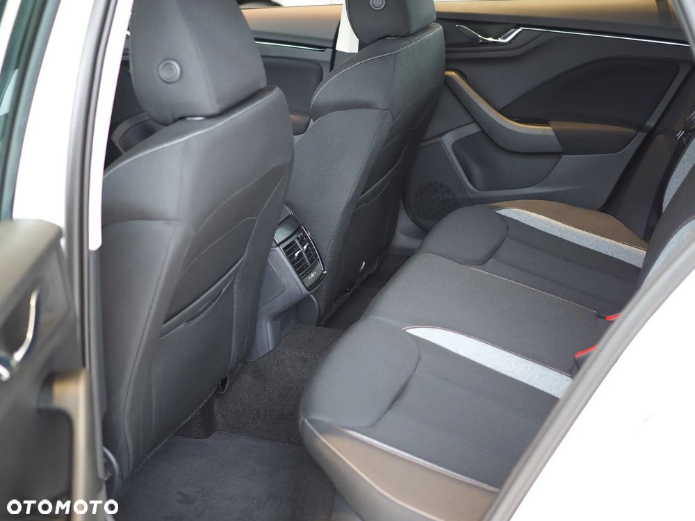 Skoda Scala 1.0 TSI Selection DSG - 9