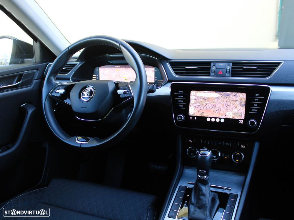 Skoda Superb Break 2.0 TDI Ambition DSG - 22