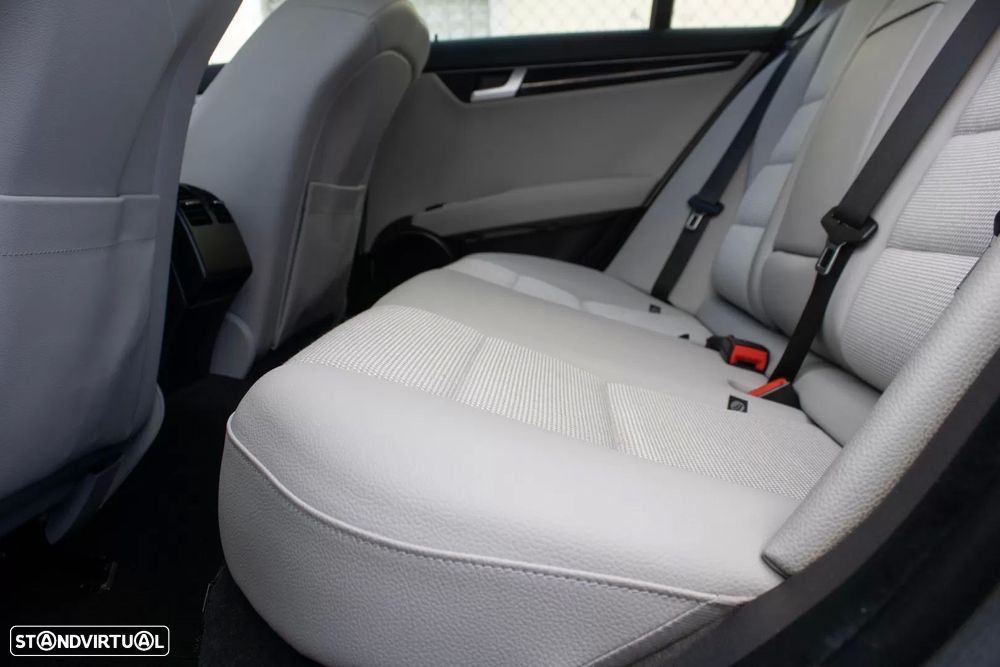 Mercedes-Benz C 220 (BlueTEC) d Station 7G-TRONIC Avantgarde - 39