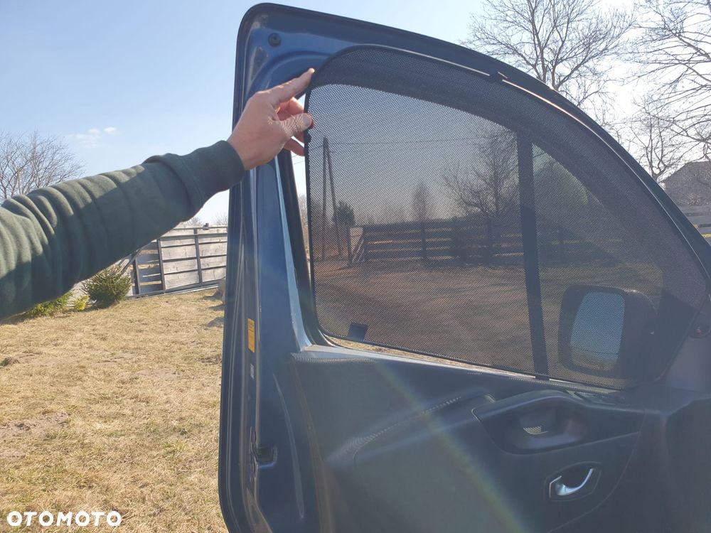 Renault Trafic 2.0 dCi EDC - 7