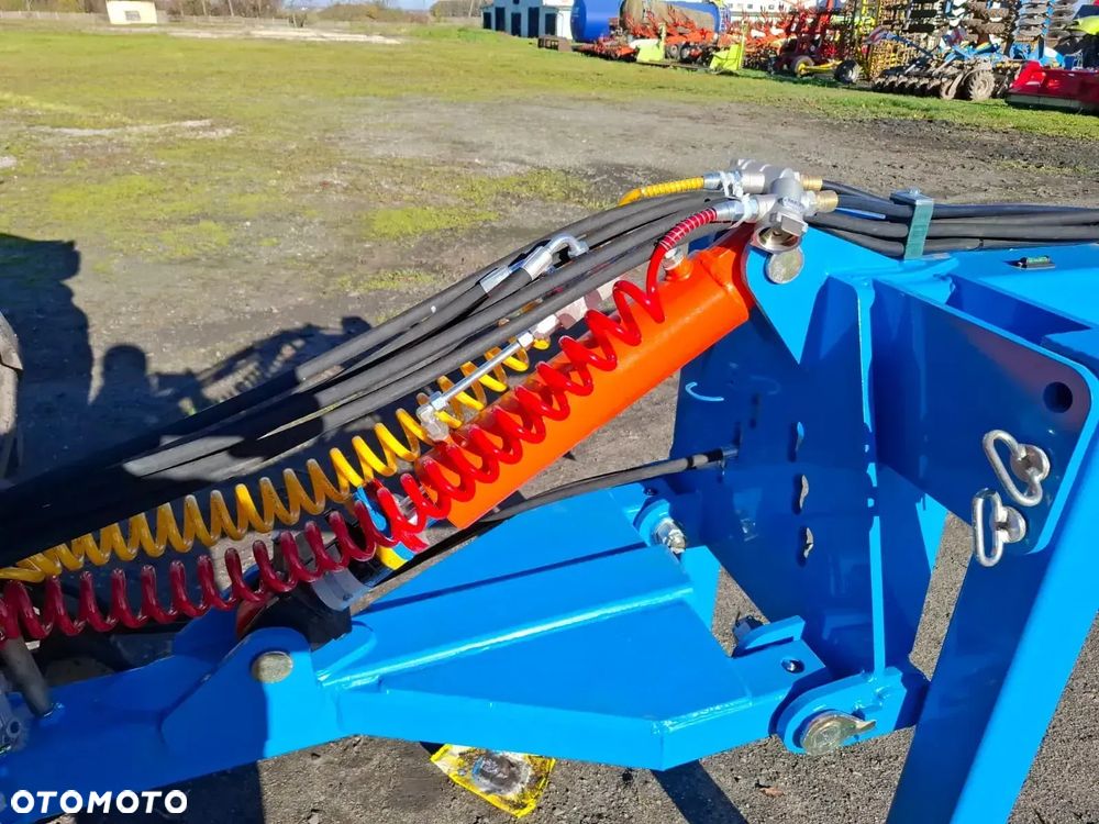 Inny Agrokalina Velly 7 - 3