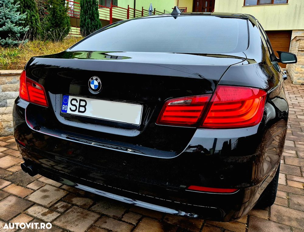 BMW Seria 5 525d Aut. - 4