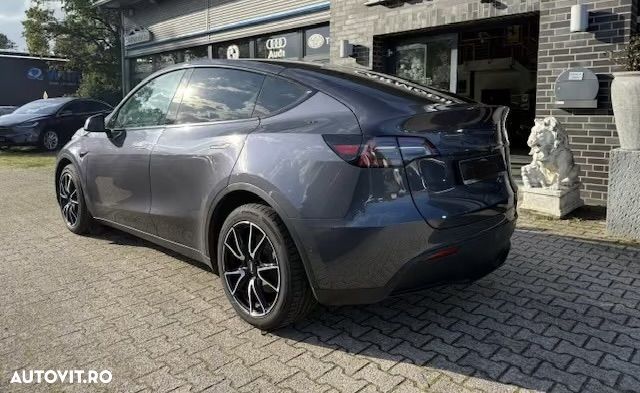 Tesla Model Y 2021 photo 4