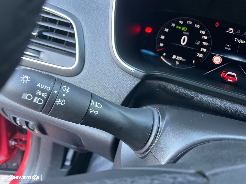Renault Mégane 1.3 TCe Intens EDC - 22