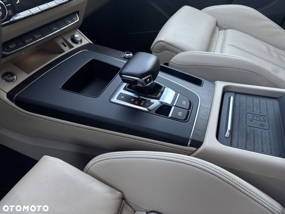 Audi Q5 40 TFSI mHEV Quattro S Line S tronic - 16