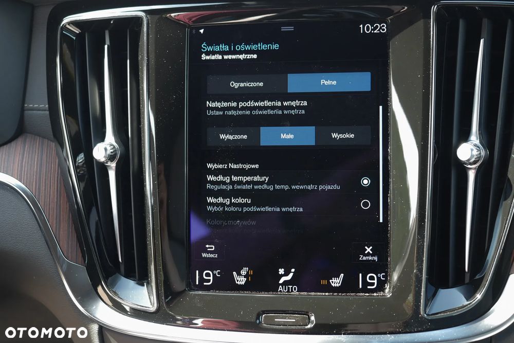 Volvo V60 T6 AWD Recharge Geartronic Inscription - 17