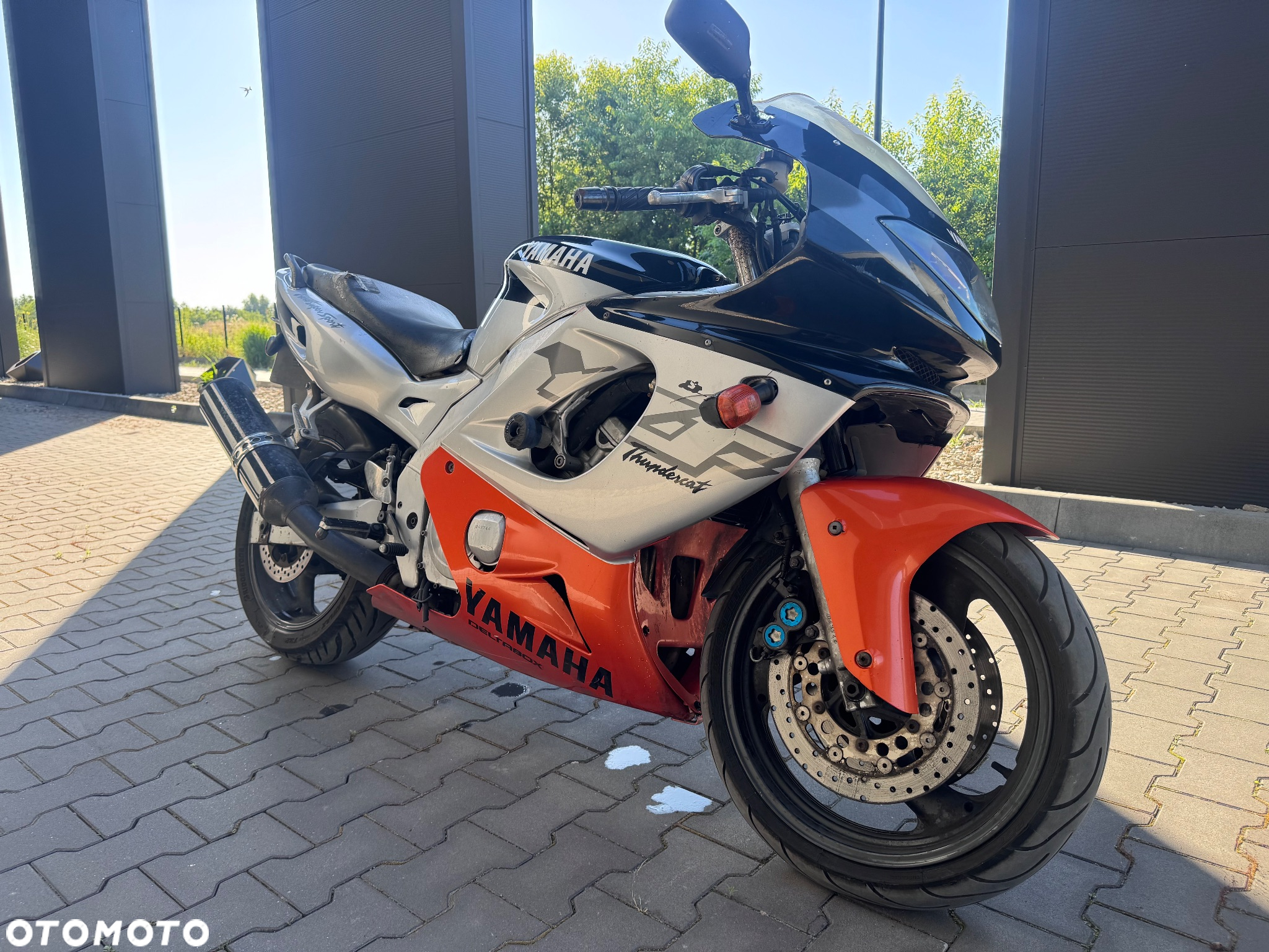 Yamaha R6 - 17