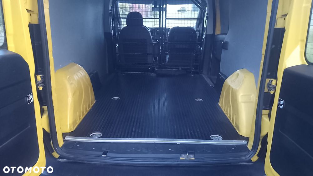 Fiat Doblo - 8