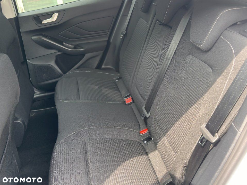 Ford Focus - 19