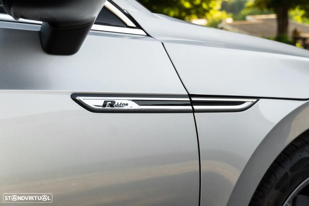 VW Arteon 2.0 TDI R-Line DSG - 59