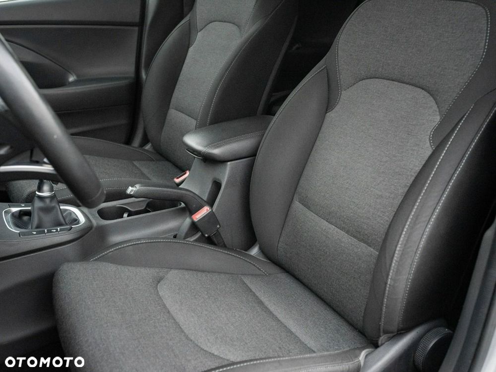 Hyundai i30 1.5 DPI Smart - 12