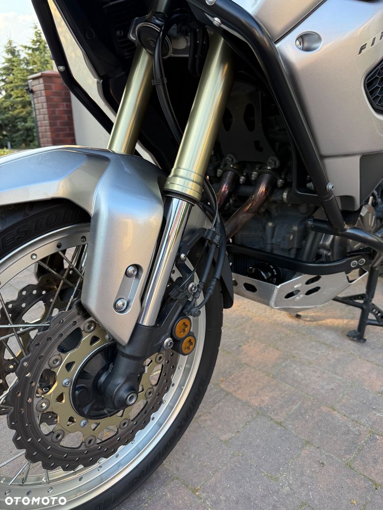 Yamaha Super Tenere - 16