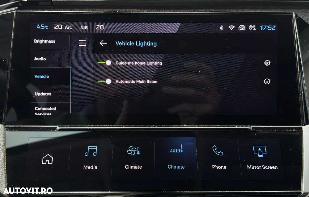 Peugeot 308 1.5L BlueHDI 130 S&S EAT8 Allure - 36