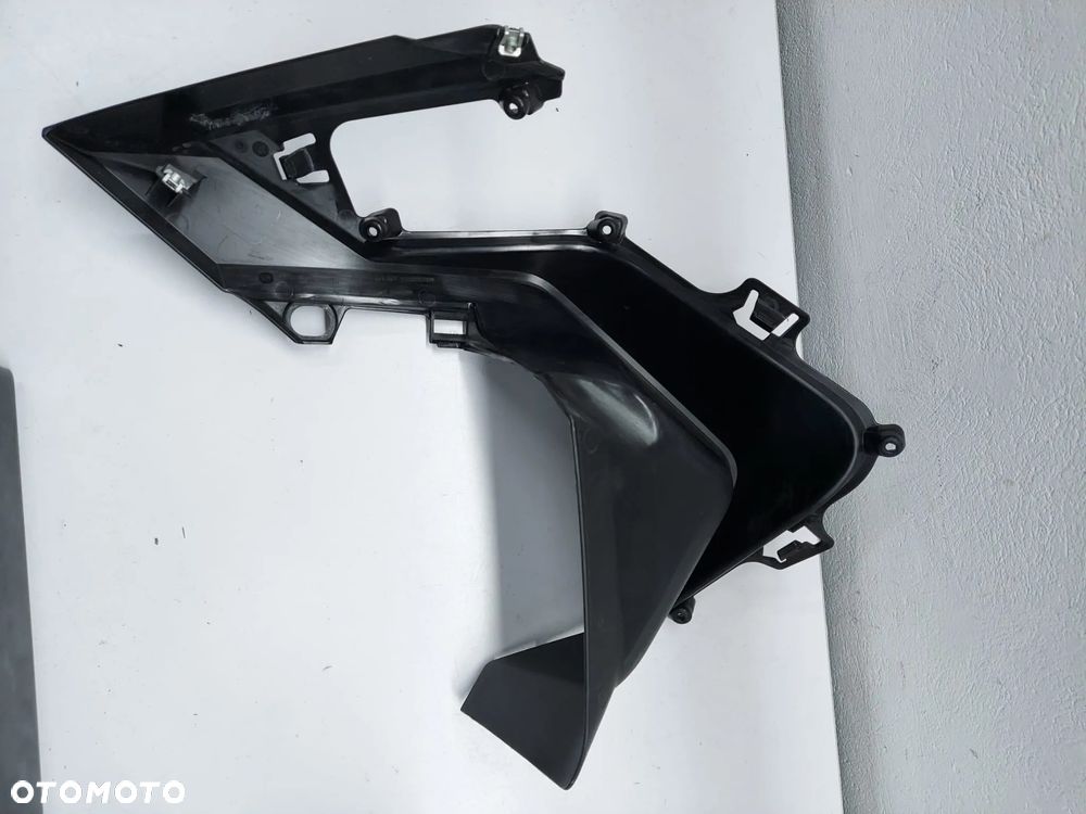 Wypełnienie owiewka prawa bok KTM 1290 Super Adventure - 4