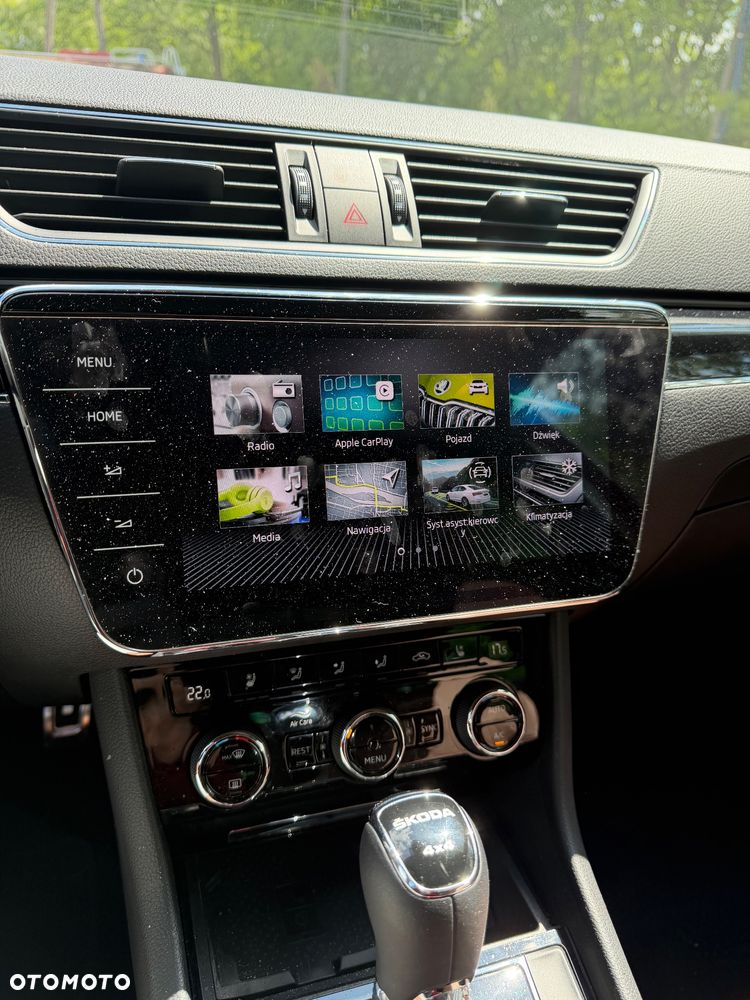Skoda Superb 2.0 TSI 4x4 L&K DSG - 21