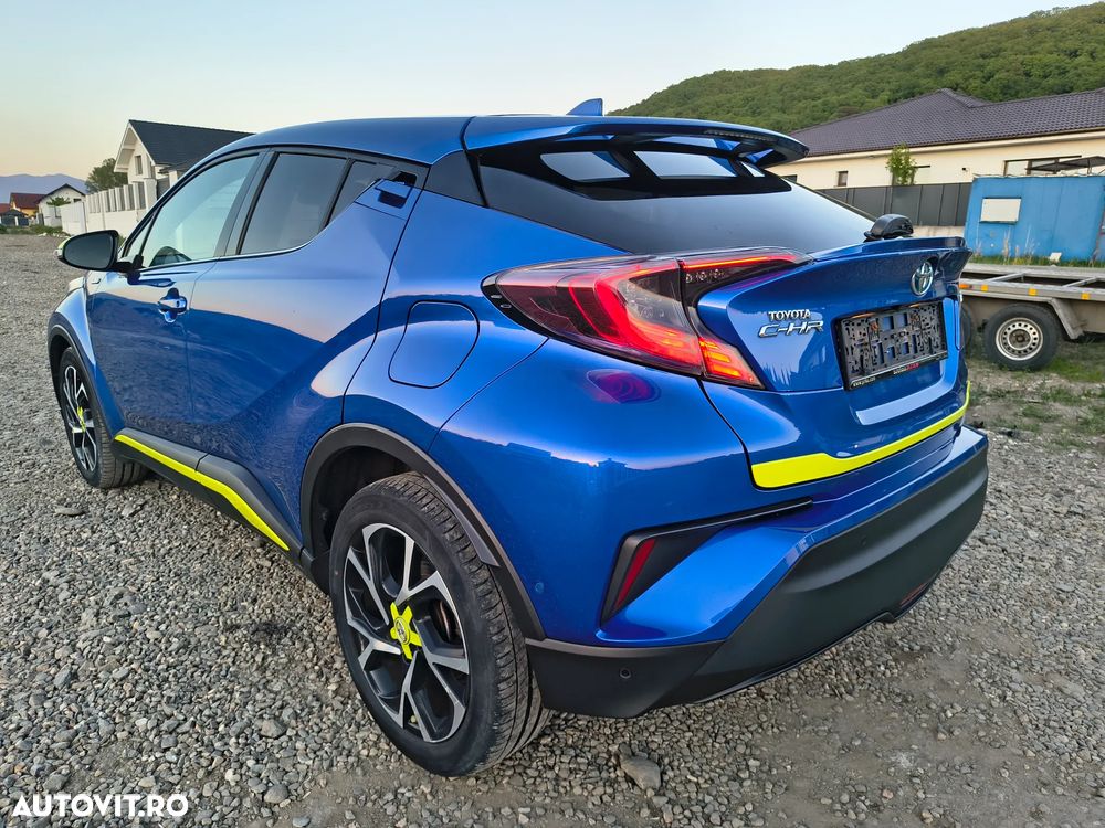Toyota C-HR Style - 12