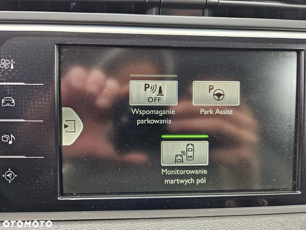Citroën C4 Grand Picasso BlueHDi 150 EAT6 Exclusive - 28
