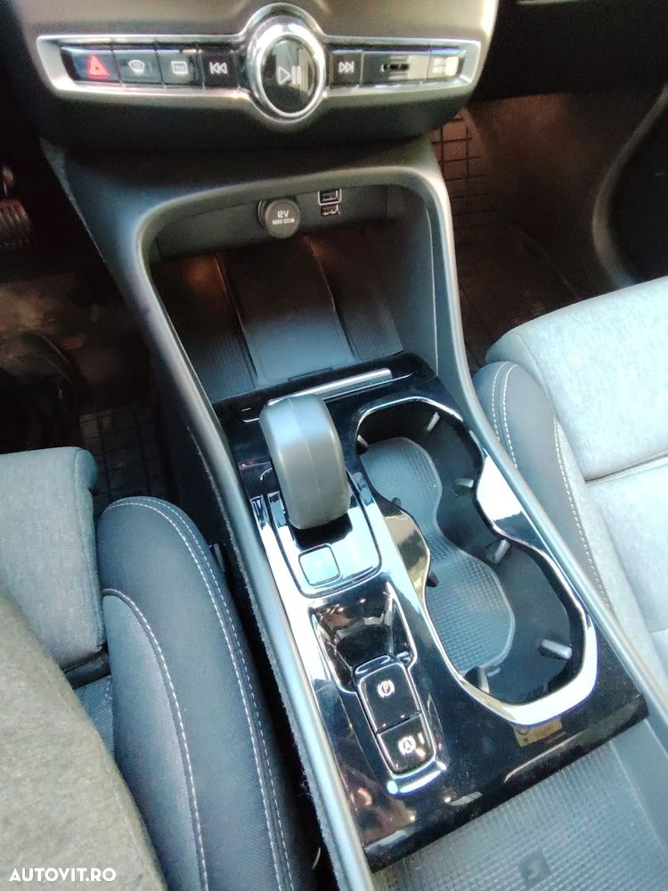 Volvo XC 40 T5 Recharge DKG Plus Dark - 22