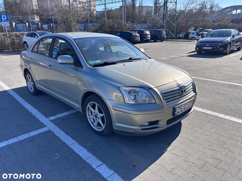 Toyota Avensis 2.0 D-4D High - 3