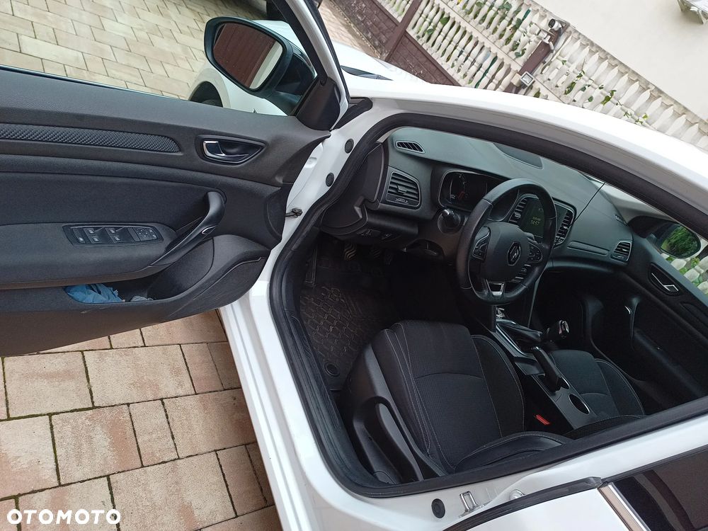 Renault Megane 1.6 SCe Limited 2018 - 8
