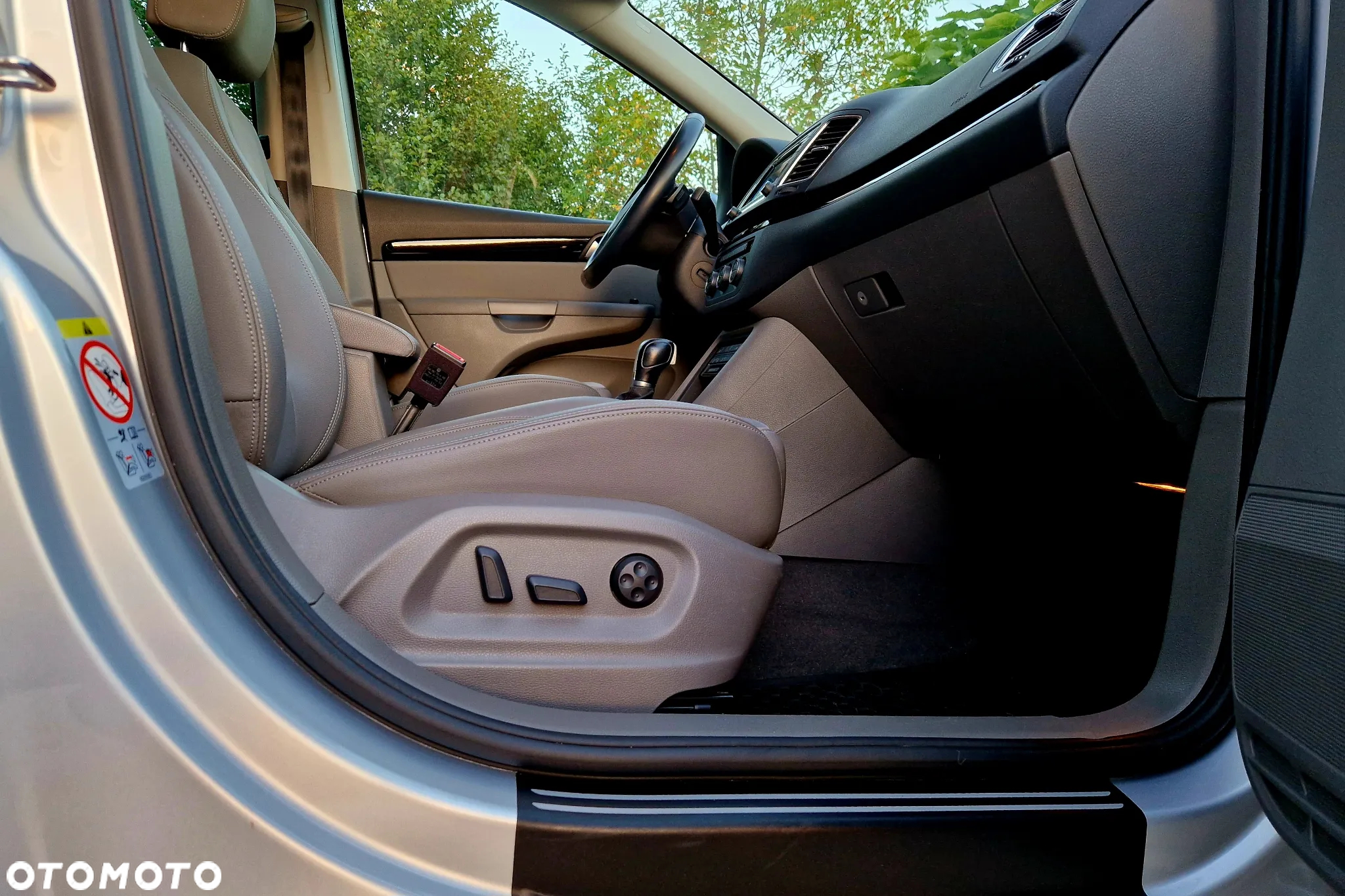 Volkswagen Sharan 2.0 TSI BMT Highline DSG - 10