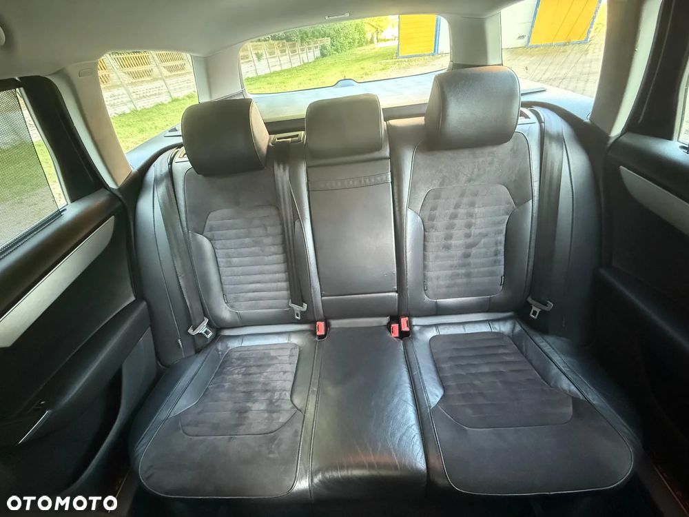 Volkswagen Passat 2.0 TDI Comfortline DSG - 6