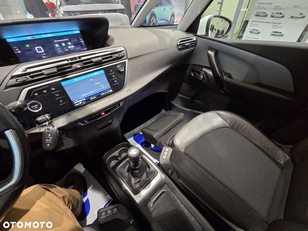 Citroën C4 Picasso 1.2 PureTech Shine S&S - 17