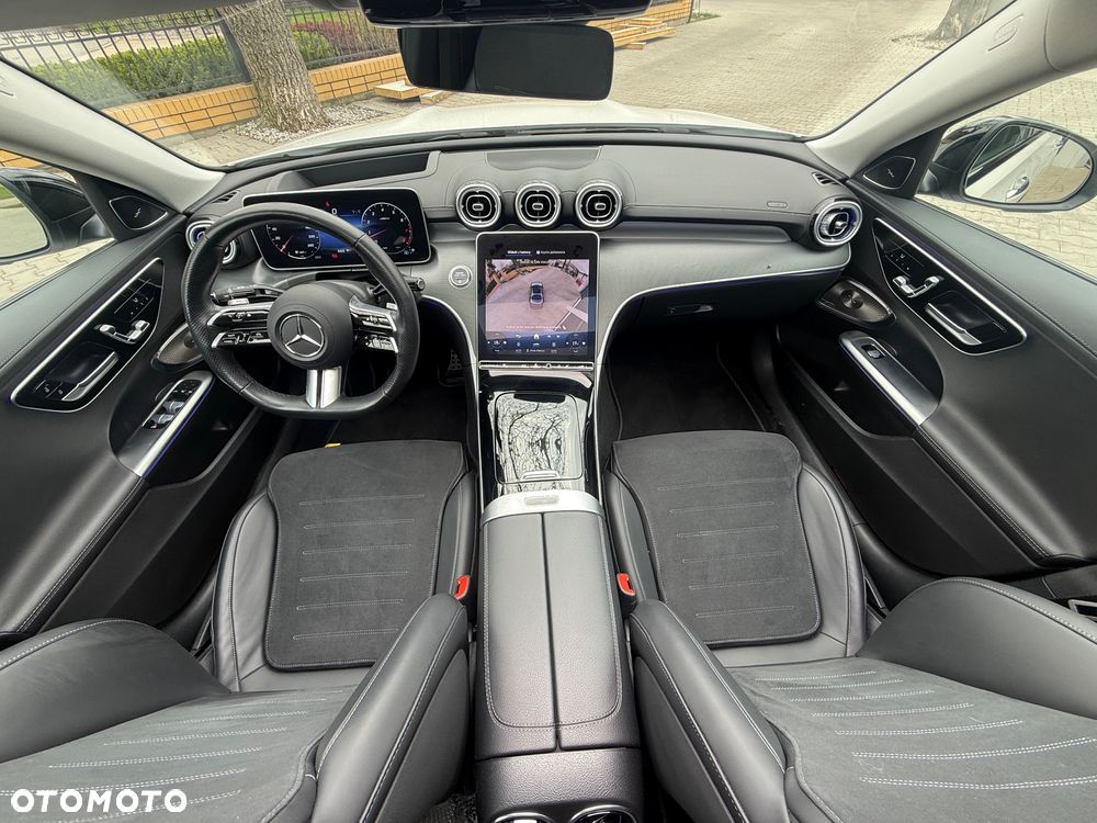 Mercedes-Benz Klasa C 200 mHEV 4-Matic AMG - 9