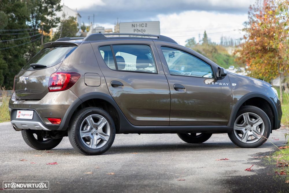 Dacia Sandero 0.9 TCe Stepway - 16