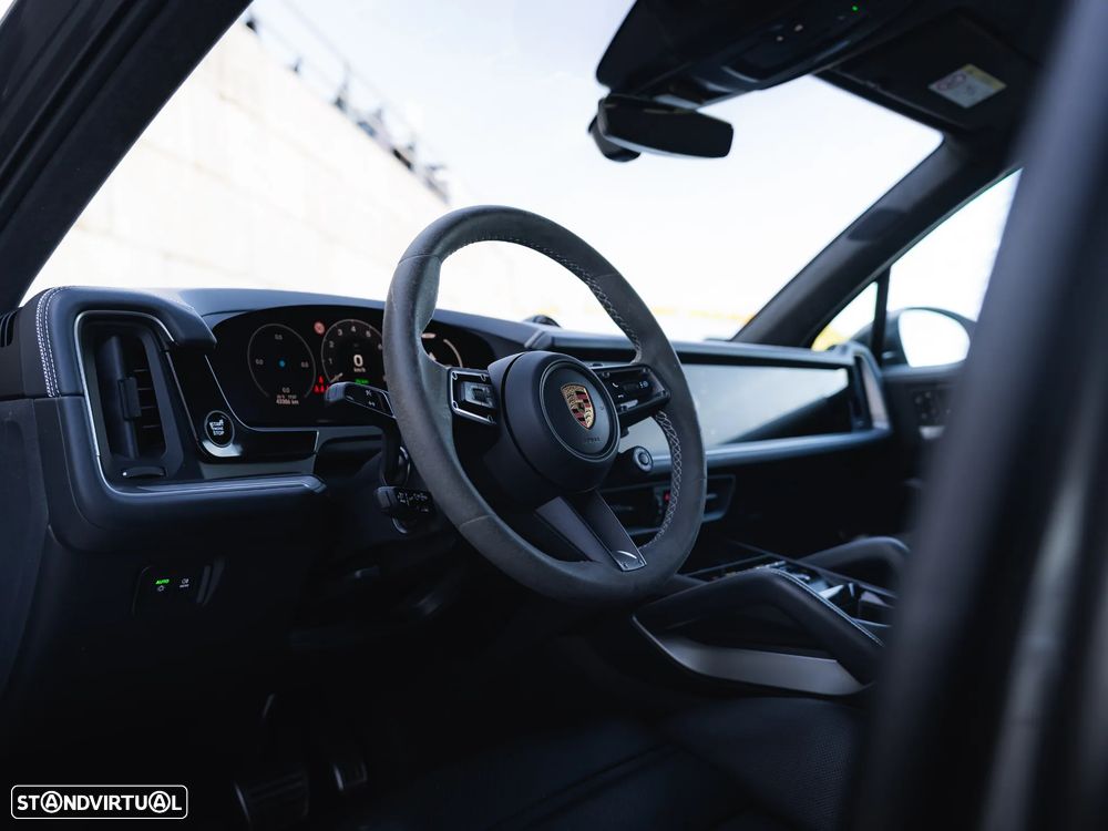 Porsche Cayenne S E-Hybrid - 30