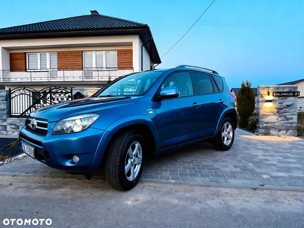 Toyota RAV4 2.2 D-4D X - 2