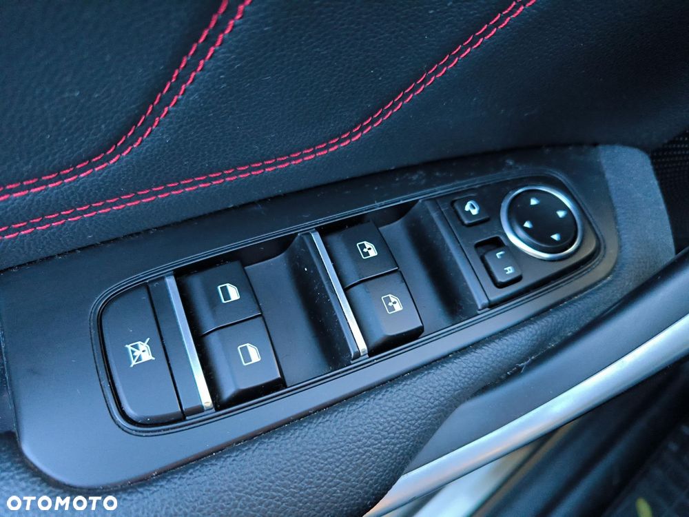 Kia ProCeed 1.6 T-GDI GT DCT - 25