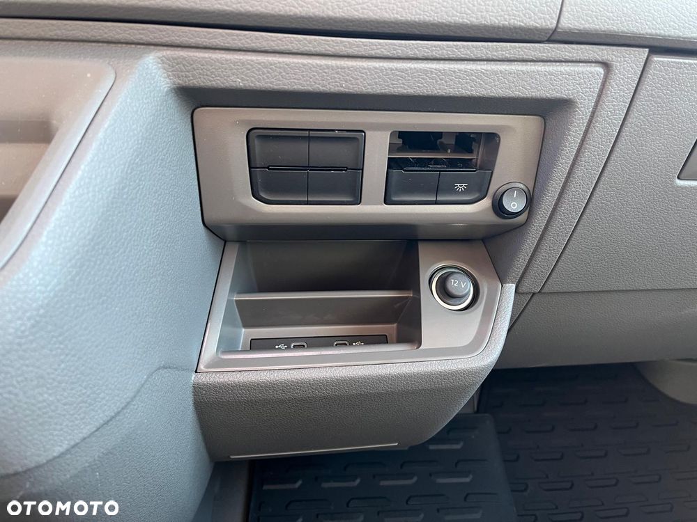 MAN TGE 3.180 4X2F SB - 22