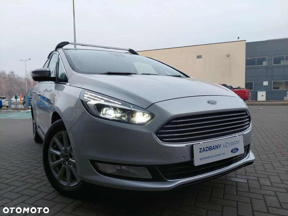 Ford S-Max 2.0 EcoBlue Titanium - 21