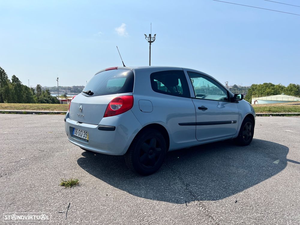 Renault Clio 1.5 dCi Dynamique S - 5