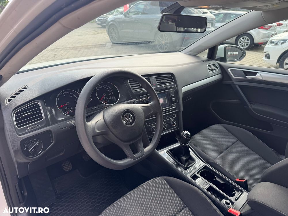 Volkswagen Golf 1.6 TDI Trendline - 4