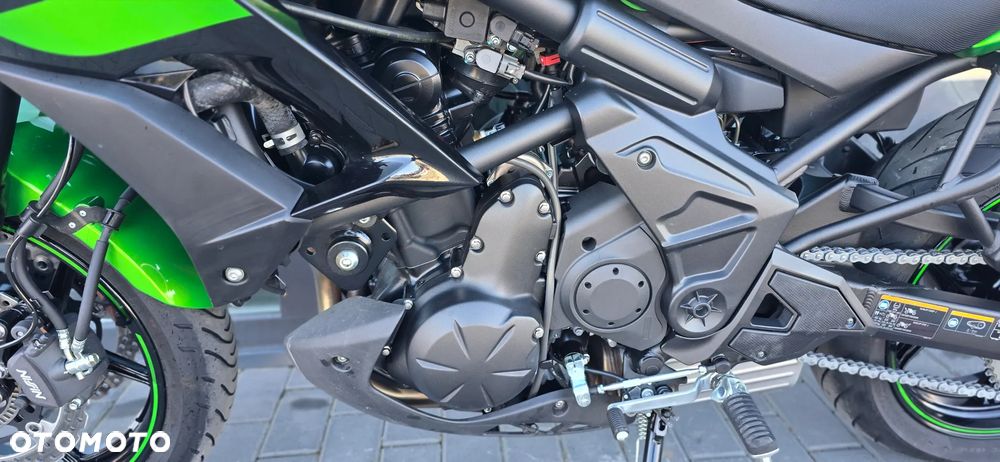 Kawasaki Versys 650 - 32