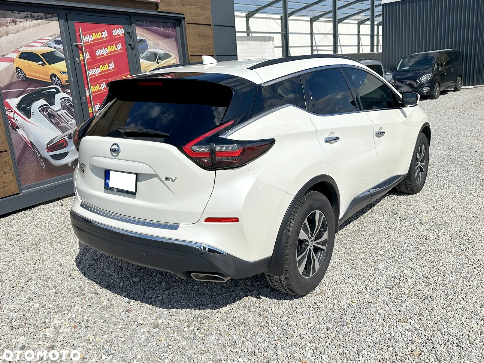 Nissan Murano - 4