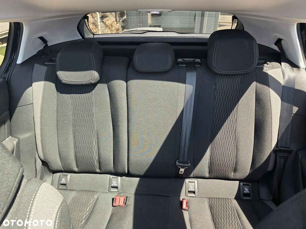 Peugeot 308 2016